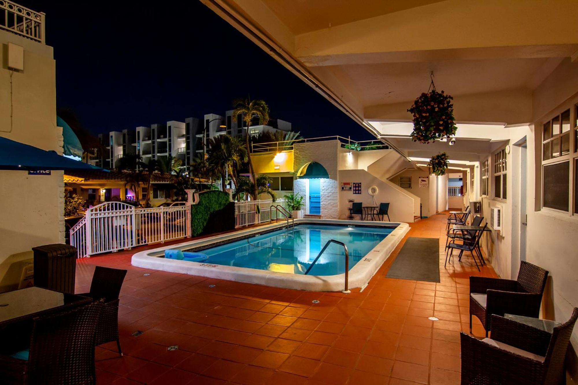 Pousada Suites Hollywood Exterior foto